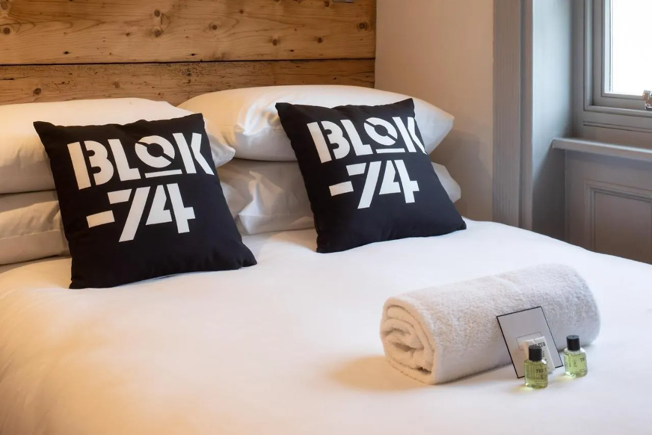 Blok-74 Hotel Brighton